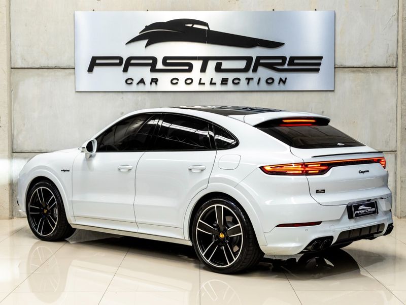 PORSCHE CAYENNE 3.0 V6 E-HYBRID COUPÉ PLATINUM EDITION AWD TIPTRONIC S 2022/2023 PASTORE CAR COLLECTION BENTO GONÇALVES / Carros no Vale PORSCHE CAYENNE 3.0 V6 E-HYBRID COUPÉ PLATINUM EDITION AWD TIPTRONIC S 2022/2023 PASTORE CAR COLLECTION BENTO GONÇALVES / Carros no Vale