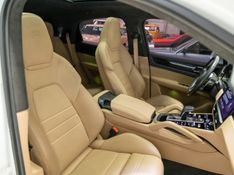 PORSCHE CAYENNE 3.0 V6 E-HYBRID COUPÉ PLATINUM EDITION AWD TIPTRONIC S 2022/2023 PASTORE CAR COLLECTION BENTO GONÇALVES / Carros no Vale