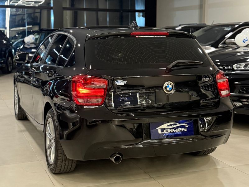 BMW 116i 1.6 1A11 16V TURBO 2012/2013 LEHMEN VEÍCULOS VENÂNCIO AIRES / Carros no Vale