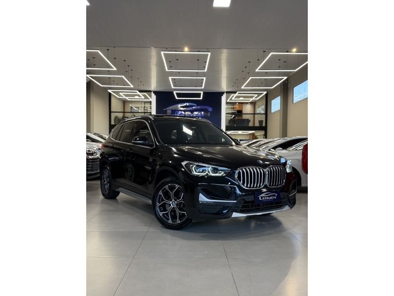 BMW X1 2.0 16V TURBO ACTIVEFLEX SDRIVE20I X-LINE 2020/2021 LEHMEN VEÍCULOS VENÂNCIO AIRES / Carros no Vale