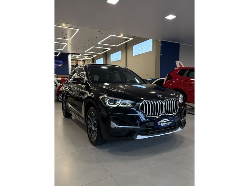 BMW X1 2.0 16V TURBO ACTIVEFLEX SDRIVE20I X-LINE 2020/2021 LEHMEN VEÍCULOS VENÂNCIO AIRES / Carros no Vale
