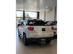 FIAT TORO 2.0 16V TURBO RANCH 4WD AT9 2022/2022 LEHMEN VEÍCULOS VENÂNCIO AIRES / Carros no Vale