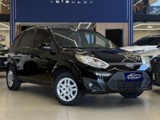 FORD FIESTA 1.0 ROCAM HATCH 8V 2013/2014 LEHMEN VEÍCULOS VENÂNCIO AIRES / Carros no Vale
