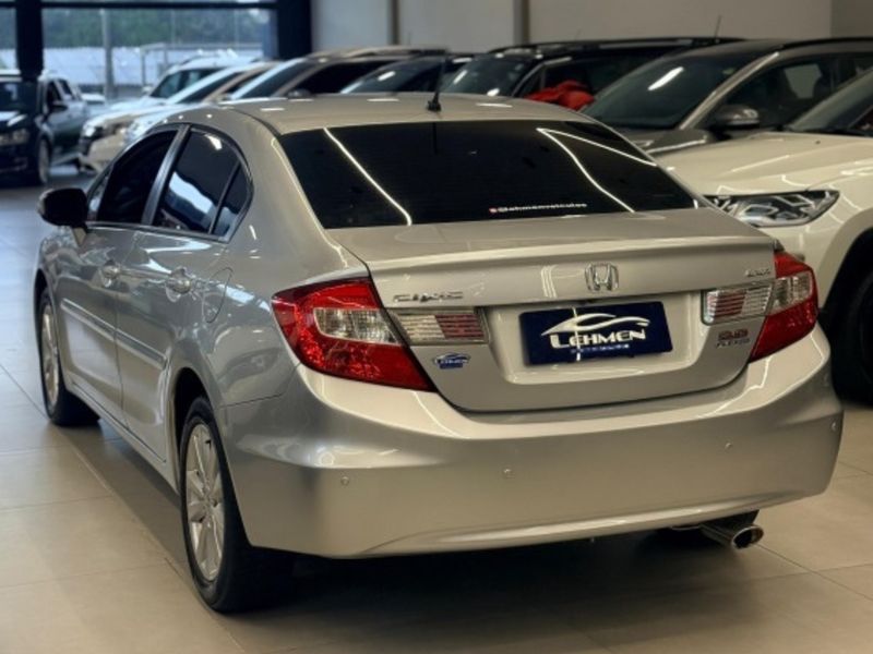 HONDA CIVIC 2.0 LXR 16V 2014/2014 LEHMEN VEÍCULOS VENÂNCIO AIRES / Carros no Vale