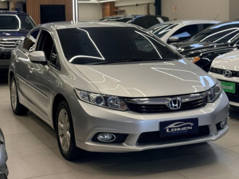 HONDA CIVIC 2.0 LXR 16V 2014/2014 LEHMEN VEÍCULOS VENÂNCIO AIRES / Carros no Vale
