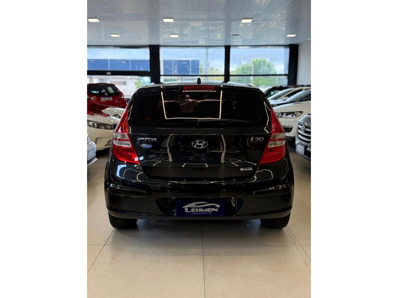 HYUNDAI I30 2.0 MPI 16V 2009/2010 LEHMEN VEÍCULOS VENÂNCIO AIRES / Carros no Vale
