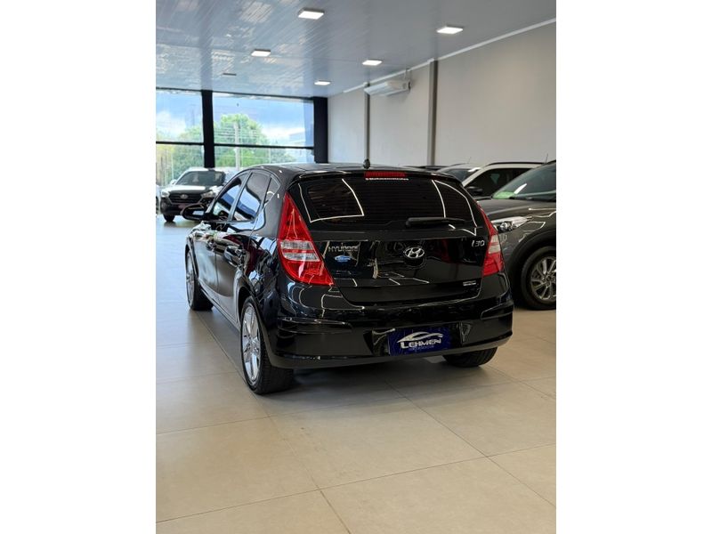 HYUNDAI I30 2.0 MPI 16V 2009/2010 LEHMEN VEÍCULOS VENÂNCIO AIRES / Carros no Vale