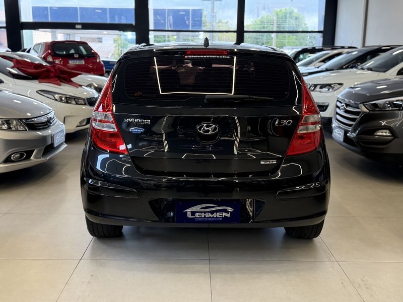 HYUNDAI I30 2.0 MPI 16V 2009/2010 LEHMEN VEÍCULOS VENÂNCIO AIRES / Carros no Vale