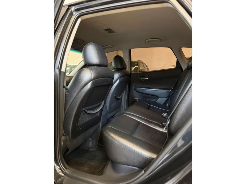 HYUNDAI I30 2.0 MPI 16V 2009/2010 LEHMEN VEÍCULOS VENÂNCIO AIRES / Carros no Vale