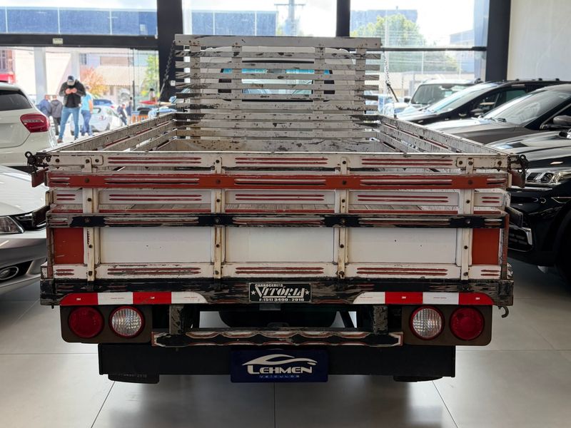 KIA BONGO 2.5 TD STD CS 2019/2020 LEHMEN VEÍCULOS VENÂNCIO AIRES / Carros no Vale