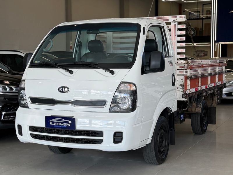 KIA BONGO 2.5 TD STD CS 2019/2020 LEHMEN VEÍCULOS VENÂNCIO AIRES / Carros no Vale