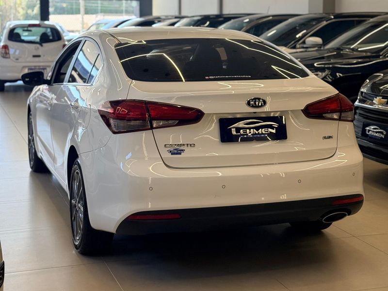 KIA CERATO 1.6 SX 16V 2018/2019 LEHMEN VEÍCULOS VENÂNCIO AIRES / Carros no Vale