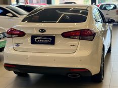 KIA CERATO 1.6 SX 16V 2018/2019 LEHMEN VEÍCULOS VENÂNCIO AIRES / Carros no Vale