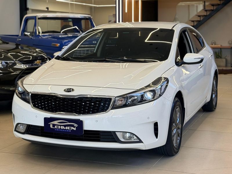 KIA CERATO 1.6 SX 16V 2018/2019 LEHMEN VEÍCULOS VENÂNCIO AIRES / Carros no Vale