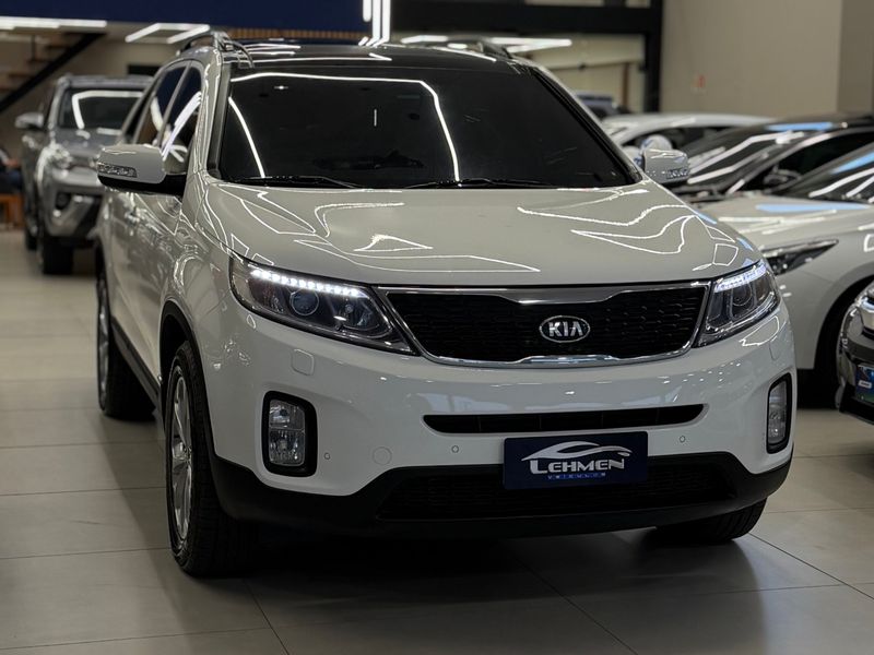 KIA SORENTO 3.5 V6 EX 7L 4WD 2014/2015 LEHMEN VEÍCULOS VENÂNCIO AIRES / Carros no Vale
