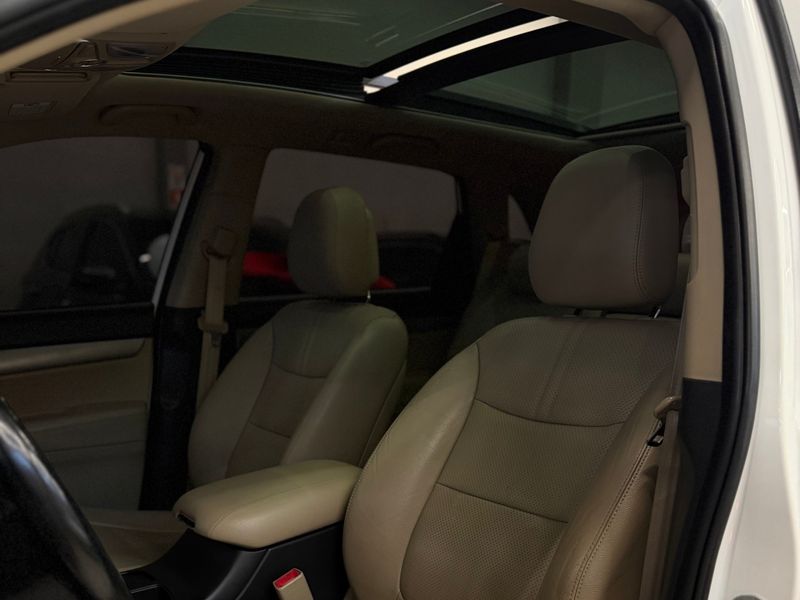KIA SORENTO 3.5 V6 EX 7L 4WD 2014/2015 LEHMEN VEÍCULOS VENÂNCIO AIRES / Carros no Vale