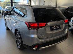 MITSUBISHI OUTLANDER 2.0 16V 2015/2016 LEHMEN VEÍCULOS VENÂNCIO AIRES / Carros no Vale