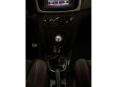RENAULT SANDERO 2.0 RS 16V 2015/2016 LEHMEN VEÍCULOS VENÂNCIO AIRES / Carros no Vale
