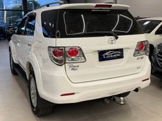 TOYOTA HILUX SW4 2.7 SR 4X2 16V 2013/2014 LEHMEN VEÍCULOS VENÂNCIO AIRES / Carros no Vale
