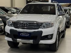 TOYOTA HILUX SW4 2.7 SR 4X2 16V 2013/2014 LEHMEN VEÍCULOS VENÂNCIO AIRES / Carros no Vale