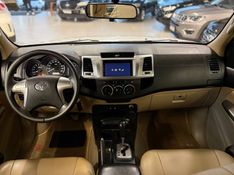 TOYOTA HILUX SW4 2.7 SR 4X2 16V 2013/2014 LEHMEN VEÍCULOS VENÂNCIO AIRES / Carros no Vale