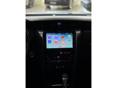 TOYOTA HILUX SW4 2.8 SRX 4X4 16V TURBO INTERCOOLER 2016/2016 LEHMEN VEÍCULOS VENÂNCIO AIRES / Carros no Vale