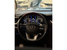 TOYOTA HILUX SW4 2.8 SRX 4X4 16V TURBO INTERCOOLER 2017/2017 LEHMEN VEÍCULOS VENÂNCIO AIRES / Carros no Vale