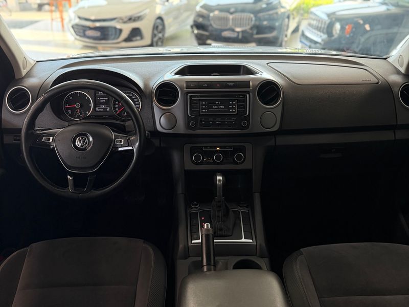 VOLKSWAGEN AMAROK 2.0 DARK LABEL 4X4 CD 16V TURBO INTERCOOLER 2015/2015 LEHMEN VEÍCULOS VENÂNCIO AIRES / Carros no Vale