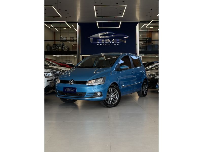 VOLKSWAGEN FOX 1.6 MSI HIGHLINE 16V AUTOMATIZADO 2015/2015 LEHMEN VEÍCULOS VENÂNCIO AIRES / Carros no Vale