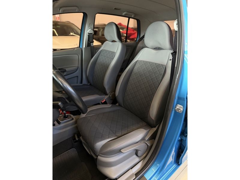 VOLKSWAGEN FOX 1.6 MSI HIGHLINE 16V AUTOMATIZADO 2015/2015 LEHMEN VEÍCULOS VENÂNCIO AIRES / Carros no Vale