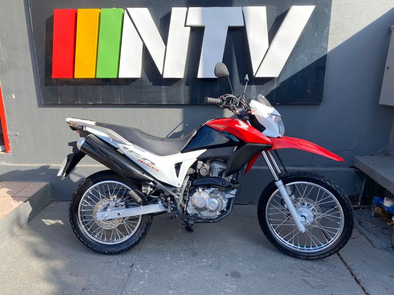 Honda Motos Nxr 160 Bros Esdd 2014/2015 NECO TOLATI VEÍCULOS VENÂNCIO AIRES / Carros no Vale Honda Motos Nxr 160 Bros Esdd 2014/2015 NECO TOLATI VEÍCULOS VENÂNCIO AIRES / Carros no Vale