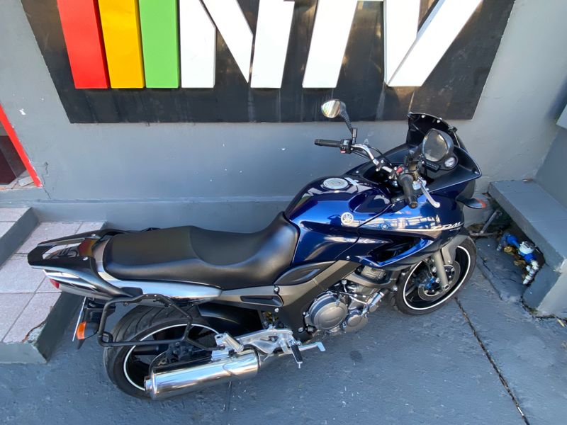 Yamaha Tdm 900 2006/2006 NECO TOLATI VEÍCULOS VENÂNCIO AIRES / Carros no Vale Yamaha Tdm 900 2006/2006 NECO TOLATI VEÍCULOS VENÂNCIO AIRES / Carros no Vale