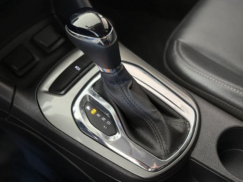 CHEVROLET CRUZE HATCH SPORT LT 1.4 AT6 (RESERVADO) 2019 SÓ MOTOS E AUTOMÓVEIS SANTA CRUZ DO SUL / Carros no Vale