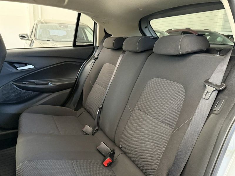 CHEVROLET ONIX HATCH LT2 1.0 MT6 2023 SÓ MOTOS E AUTOMÓVEIS SANTA CRUZ DO SUL / Carros no Vale