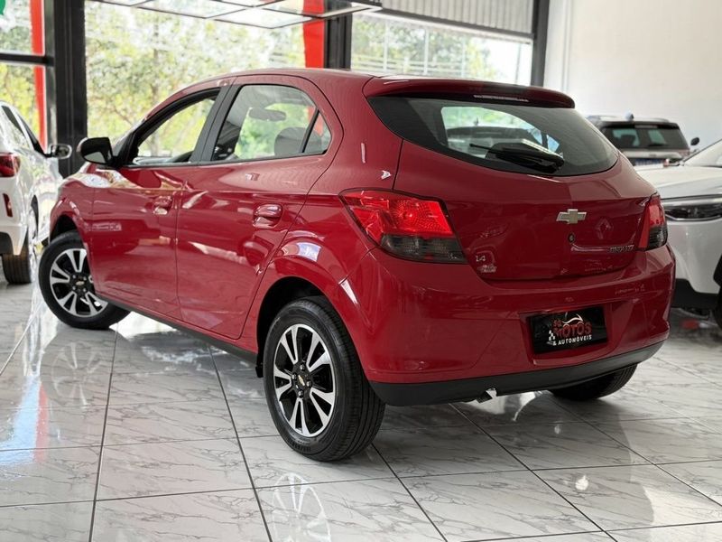 CHEVROLET ONIX HATCH LTZ 1.4 2015 SÓ MOTOS E AUTOMÓVEIS SANTA CRUZ DO SUL / Carros no Vale