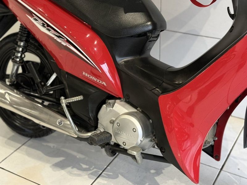 Honda Motos BIZ 125 2017 SÓ MOTOS E AUTOMÓVEIS SANTA CRUZ DO SUL / Carros no Vale Honda Motos BIZ 125 2017 SÓ MOTOS E AUTOMÓVEIS SANTA CRUZ DO SUL / Carros no Vale