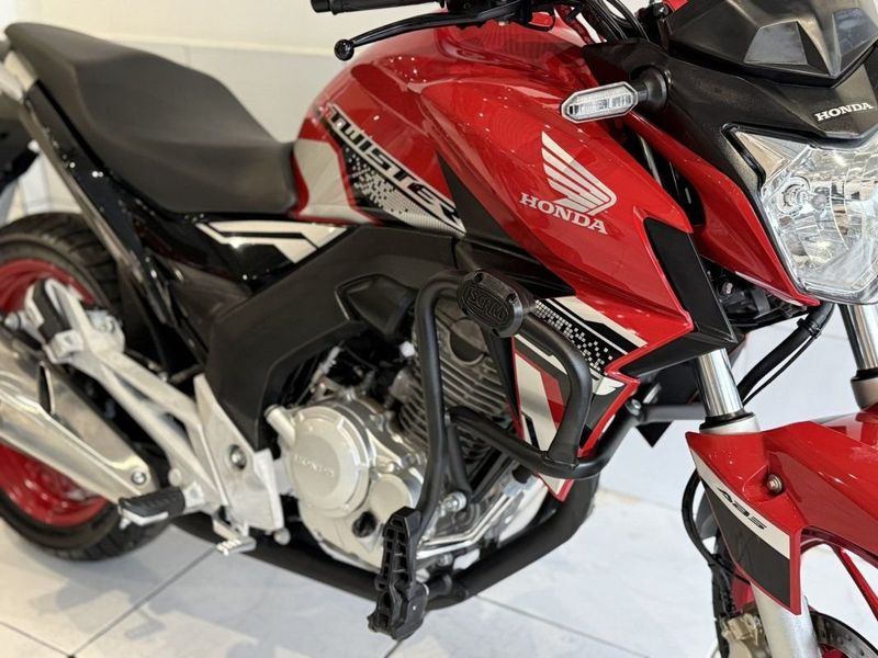 Honda Motos CB 250F TWISTER ABS 2021 SÓ MOTOS E AUTOMÓVEIS SANTA CRUZ DO SUL / Carros no Vale