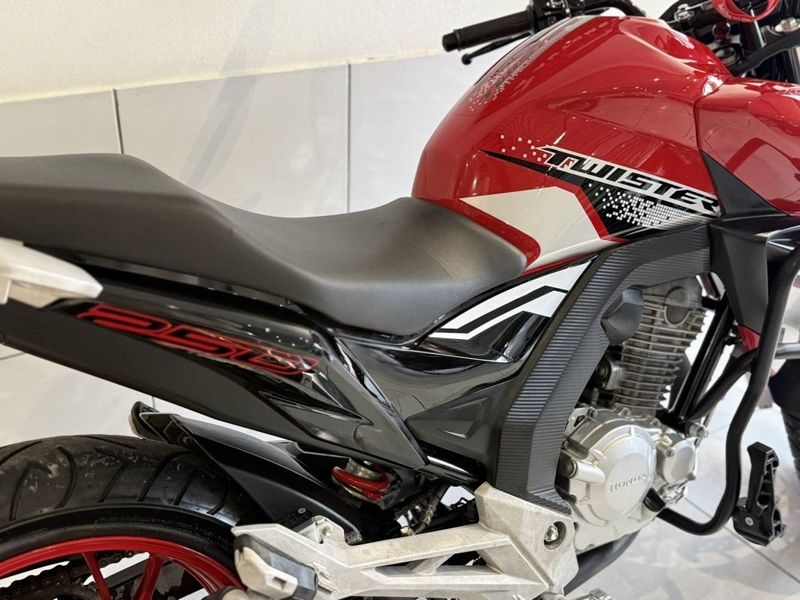 Honda Motos CB 250F TWISTER ABS 2021 SÓ MOTOS E AUTOMÓVEIS SANTA CRUZ DO SUL / Carros no Vale