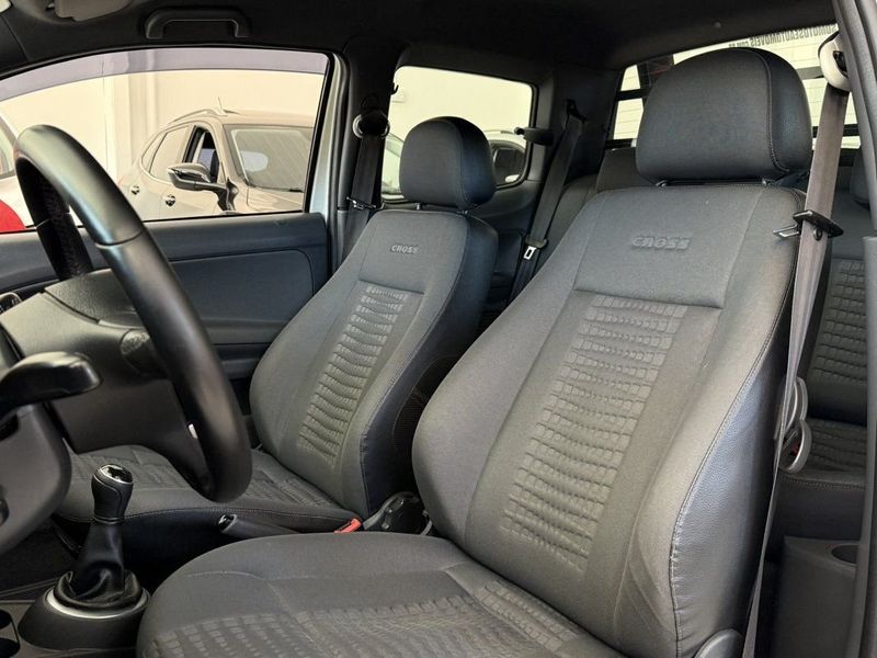 VOLKSWAGEN SAVEIRO CROSS CD 1.6 2015 SÓ MOTOS E AUTOMÓVEIS SANTA CRUZ DO SUL / Carros no Vale