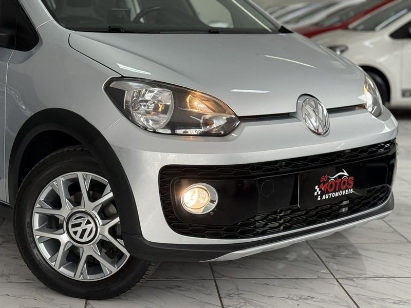 VOLKSWAGEN UP! CROSS 1.0 TSI 2017 SÓ MOTOS E AUTOMÓVEIS SANTA CRUZ DO SUL / Carros no Vale VOLKSWAGEN UP! CROSS 1.0 TSI 2017 SÓ MOTOS E AUTOMÓVEIS SANTA CRUZ DO SUL / Carros no Vale