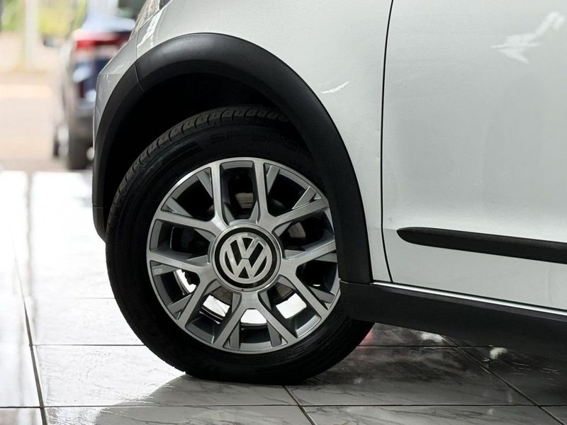 VOLKSWAGEN UP! CROSS 1.0 TSI 2017 SÓ MOTOS E AUTOMÓVEIS SANTA CRUZ DO SUL / Carros no Vale VOLKSWAGEN UP! CROSS 1.0 TSI 2017 SÓ MOTOS E AUTOMÓVEIS SANTA CRUZ DO SUL / Carros no Vale
