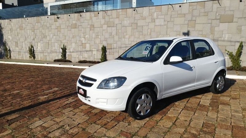 Chevrolet CELTA LT 1.0 2015 GRASSI VEÍCULOS LAJEADO / Carros no Vale
