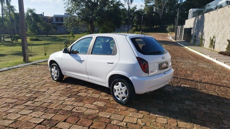 Chevrolet CELTA LT 1.0 2015 GRASSI VEÍCULOS LAJEADO / Carros no Vale