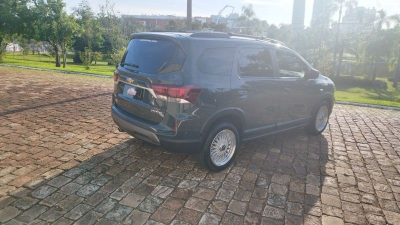 Chevrolet SPIN PREMIER 1.8 2025 GRASSI VEÍCULOS LAJEADO / Carros no Vale