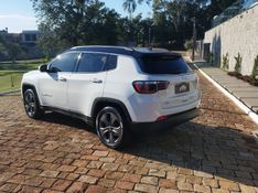 Jeep COMPASS LONGITUDE 2.0 2018 GRASSI VEÍCULOS LAJEADO / Carros no Vale