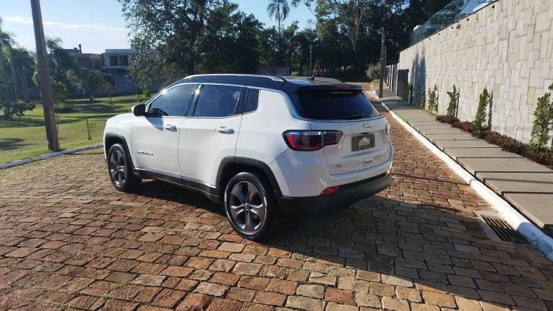 Jeep COMPASS LONGITUDE 2.0 2018 GRASSI VEÍCULOS LAJEADO / Carros no Vale