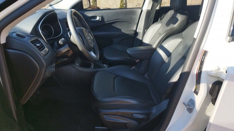 Jeep COMPASS LONGITUDE 2.0 2018 GRASSI VEÍCULOS LAJEADO / Carros no Vale