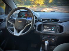 Chevrolet ONIX LT 1.4 2018 NEUMANN VEÍCULOS ARROIO DO MEIO / Carros no Vale