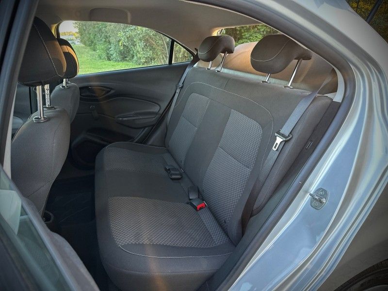 Chevrolet ONIX LT 1.4 2018 NEUMANN VEÍCULOS ARROIO DO MEIO / Carros no Vale
