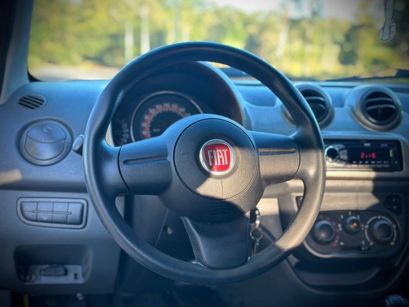 Fiat UNO WAY CELEB 1.4 EVO 2014 NEUMANN VEÍCULOS ARROIO DO MEIO / Carros no Vale